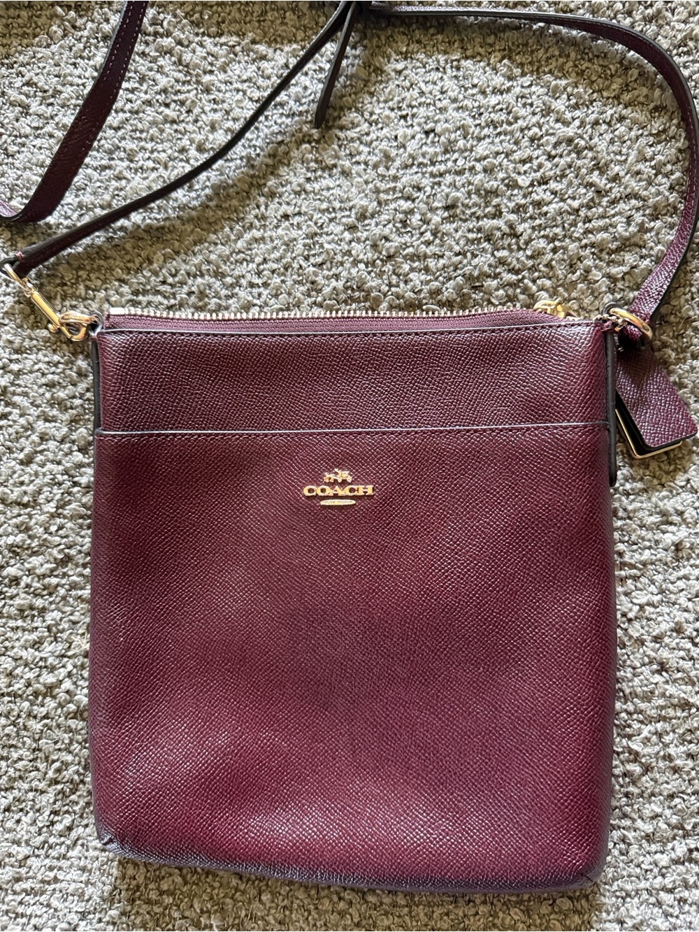Coach Kitt Messenger Crossbody Bag - Oxblood Leather